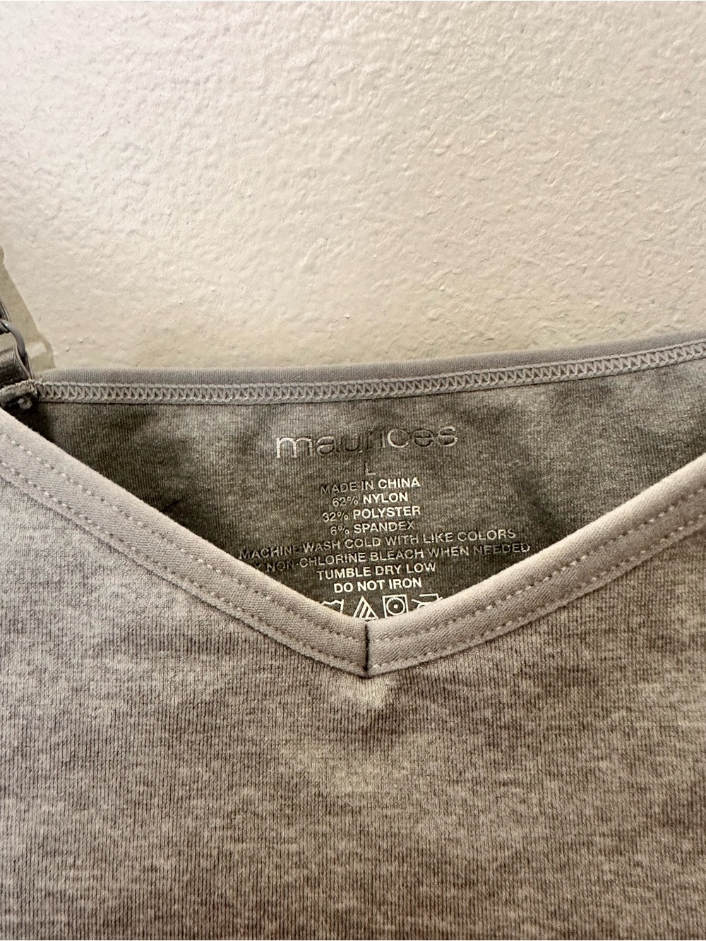 Maurices Gray Seamless Bralette Large Wireless V-Neck Padded Lounge Bra - Picture 7 of 7